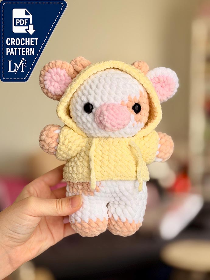 Baby Cow in Hoodie PDF Pattern