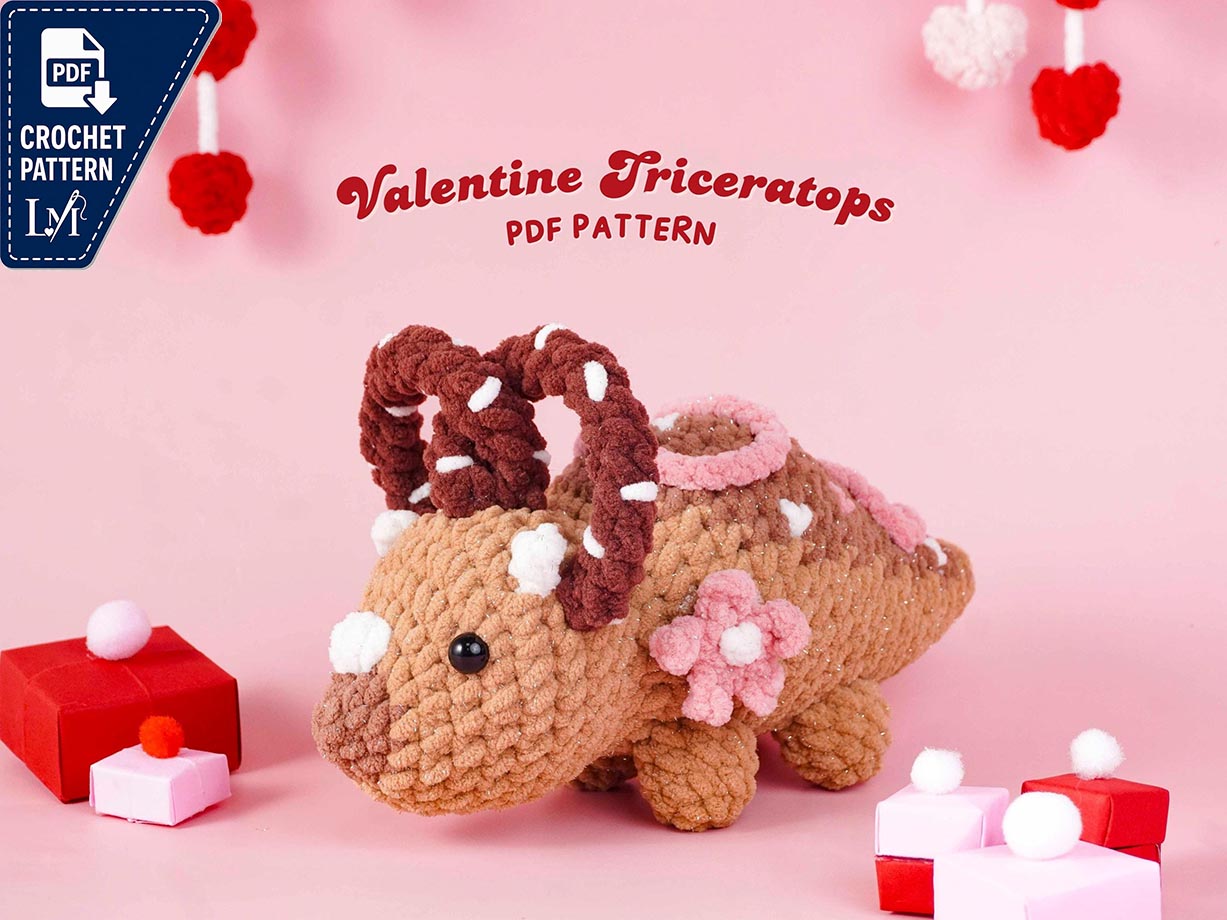 Valentine Triceratops Crochet Pattern, Dinosaur Love Plush Design, Valentine Theme Amigurumi Pattern, Romantic Handmade Soft Plush Tutorial