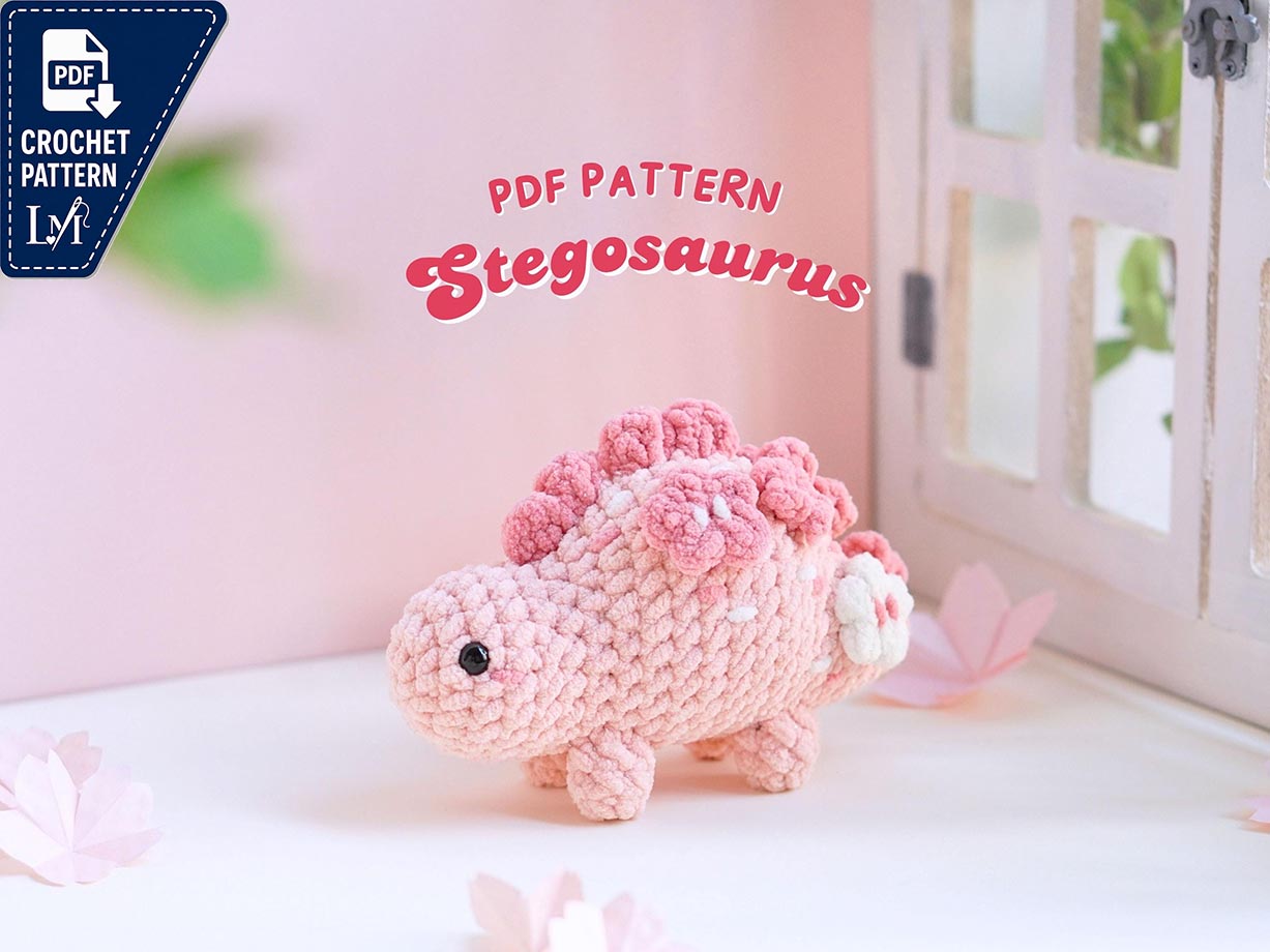 Valentine Stegosaurus Crochet Pattern, Dinosaur Crochet Pattern, Holiday Crochet Pattern, Valentine Pattern Tutorials