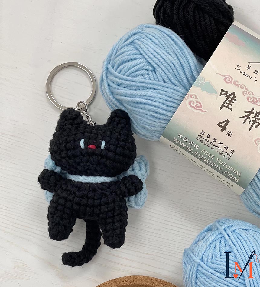 Crochet Black Cat Keychain, Handmade Cute Cat Bag Charm, Kawaii Yarn Keychain, Aesthetic Gift for Her, Mini Crochet Animal Charm