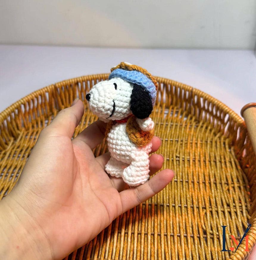 Crochet Snoopy Keychain Handmade Gifts for Fans & Collectors 3