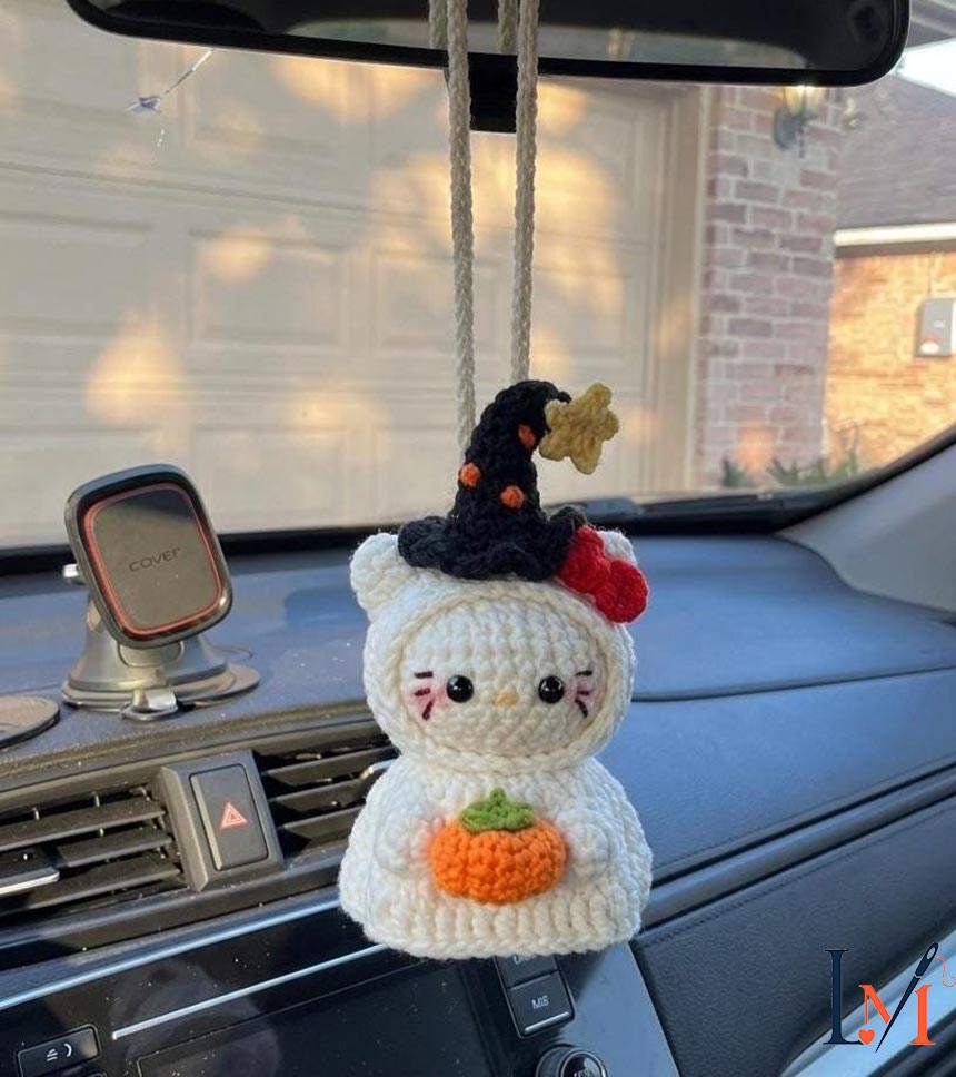 Halloween Kitty Car Hanging Charm, Crochet Ghost Cat Car Accessory, Handmade Amigurumi Car Mirror Decor, Cute Pumpkin Cat Ornament