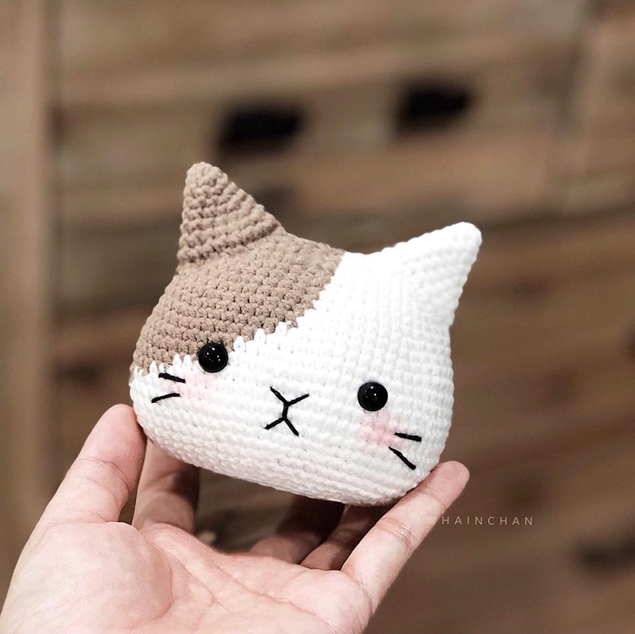Cat Head Crochet Pattern Ideas for Amigurumi Projects 3