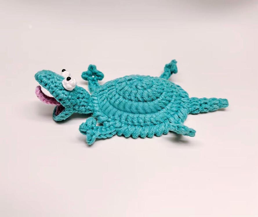 Crochet Frog Coaster Pattern Designs for Handmade Tables 7