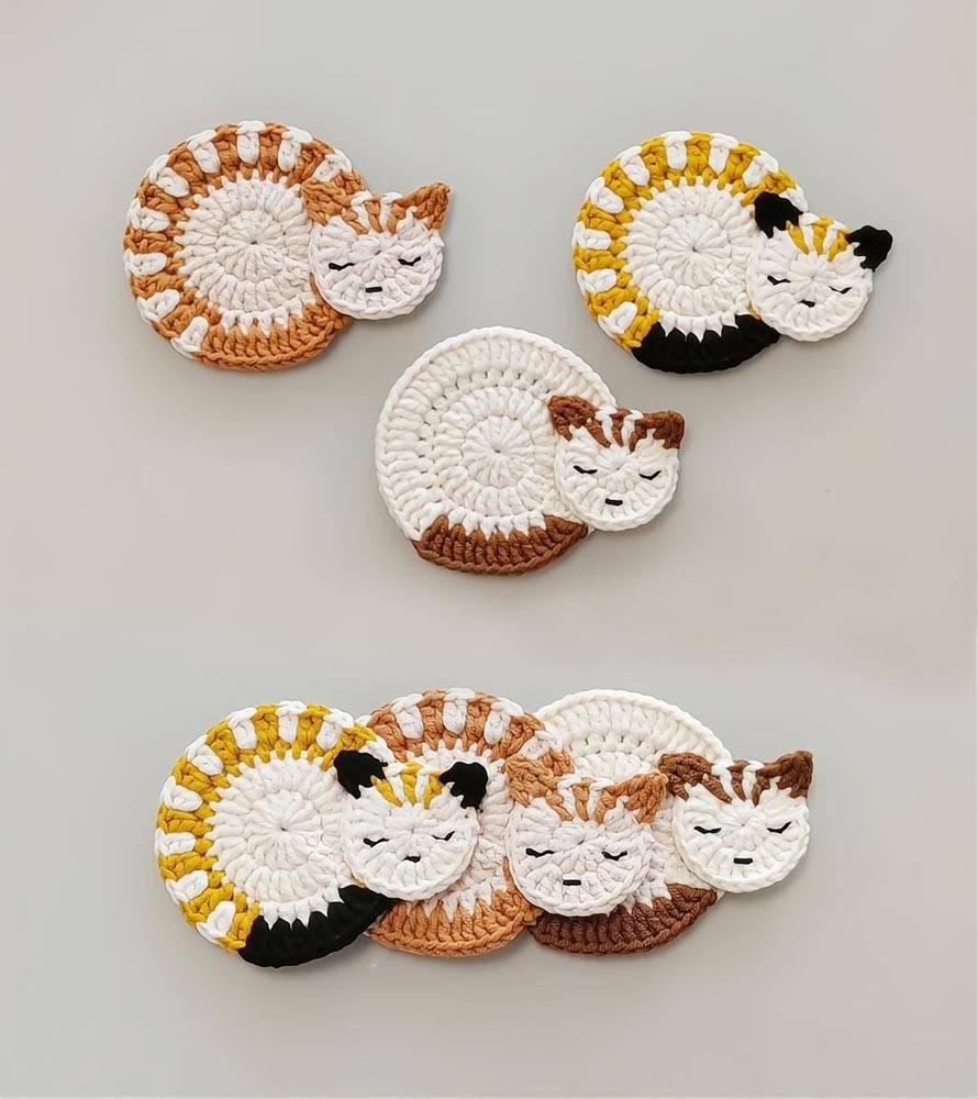 Crochet Cat Coaster Pattern Ideas for Table Décor 2