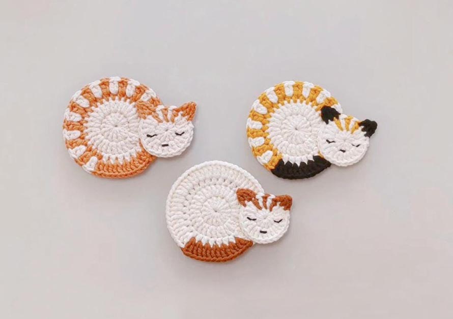 Crochet Cat Coaster Pattern Ideas for Table Décor 5