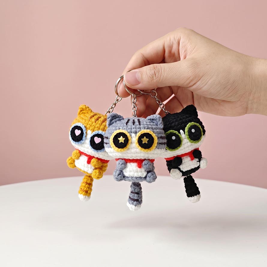 Crochet Cat Keychain Pattern Ideas for Mini Amigurumi 6